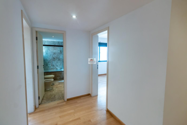 Imagem Apartamento com 3 Quartos para Alugar, 240 m² em Itaim Bibi - São Paulo