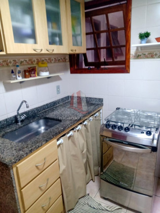 Imagem Casa de Condomínio com 2 Quartos à Venda, 80 m²