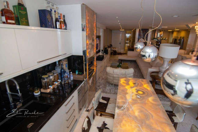 Imagem Apartamento com 4 Quartos à Venda, 275 m² em Praia Da Costa - Vila Velha Imagem Apartamento com 4 Quartos à Venda, 275 m² em Praia Da Costa - Vila Velha