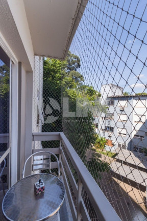 Imagem Apartamento com 3 Quartos à Venda, 77 m² em Passo Da Areia - Porto Alegre