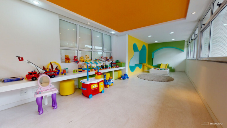 Imagem Imóvel com 2 Quartos à Venda, 50 m² em Tristeza - Porto Alegre