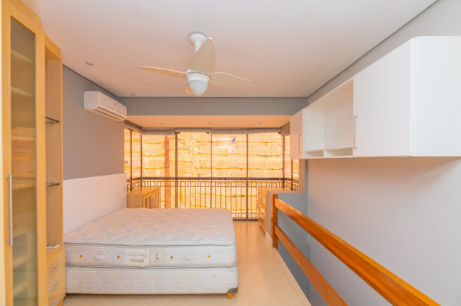 Imagem Imóvel com 1 Quarto à Venda, 47 m² em Menino Deus - Porto Alegre Imagem Imóvel com 1 Quarto à Venda, 47 m² em Menino Deus - Porto Alegre