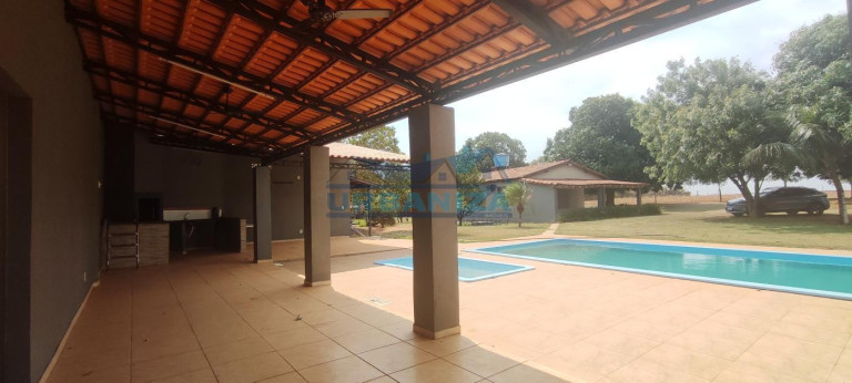 Imagem Chácara com 2 Quartos à Venda, 4 m² em Bairro Taquari - Birigui Imagem Chácara com 2 Quartos à Venda, 4 m² em Bairro Taquari - Birigui