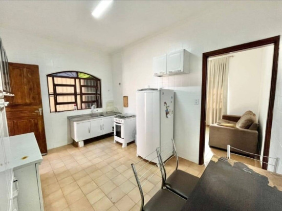 Imagem Casa com 2 Quartos à Venda, 69 m² em Guilhermina - Praia Grande