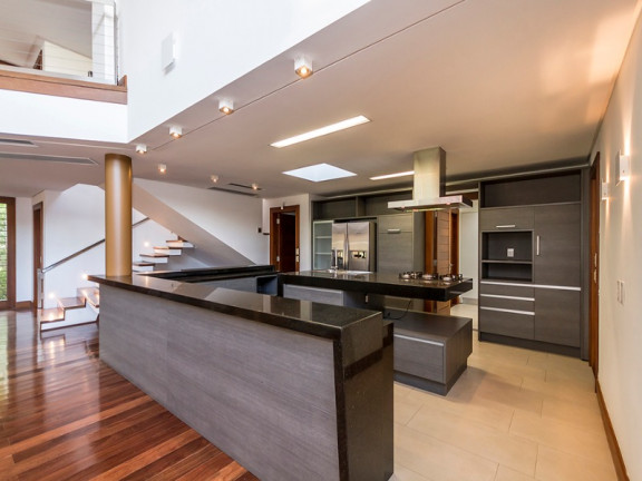 Imagem Imóvel com 5 Quartos à Venda, 947 m² em Marechal Rondon - Canoas Imagem Imóvel com 5 Quartos à Venda, 947 m² em Marechal Rondon - Canoas