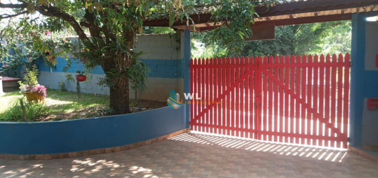 Chácara com 3 Quartos à Venda, 225 m² em Monterrey - Louveira