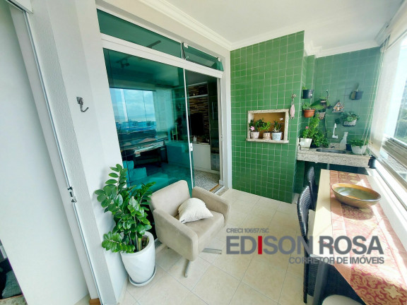 Imagem Apartamento com 3 Quartos à Venda, 101 m² em Barreiros - São José