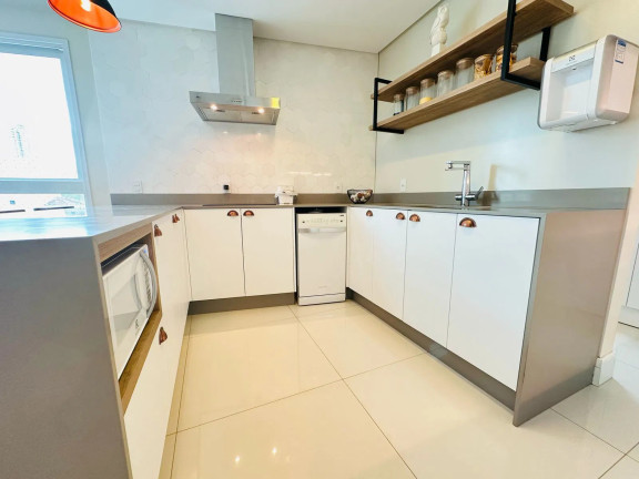 Imagem Apartamento com 3 Quartos à Venda, 126 m² em Centro - Balneário Camboriú