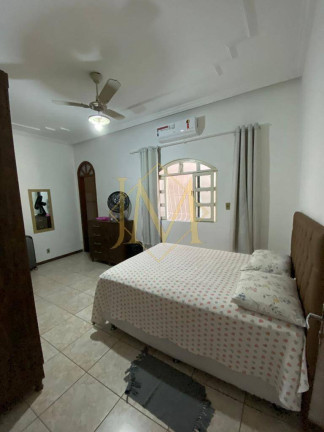 Imagem Casa com 4 Quartos à Venda, 360 m² em Caladinho De Baixo - Coronel Fabriciano