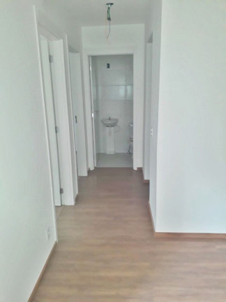 Imagem Imóvel com 2 Quartos à Venda, 45 m² em Cascata Do Imbuí - Teresópolis