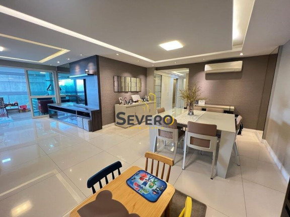 Imagem Apartamento com 4 Quartos à Venda, 220 m² em Icaraí - Niterói Imagem Apartamento com 4 Quartos à Venda, 220 m² em Icaraí - Niterói