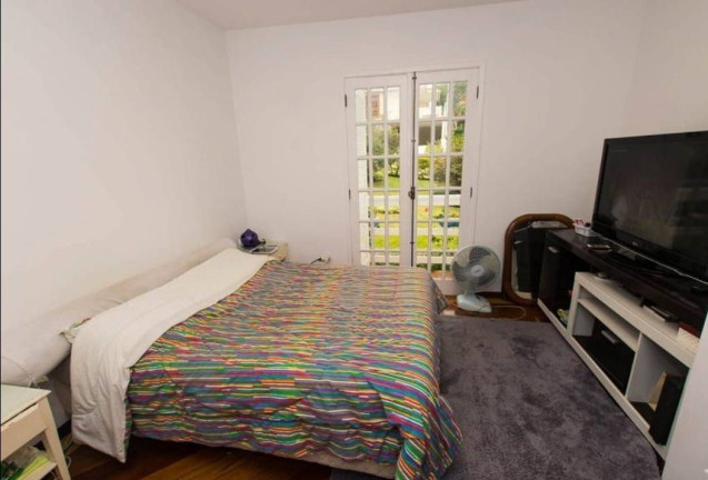 Imagem Casa com 3 Quartos à Venda, 530 m² em Várzea - Teresópolis