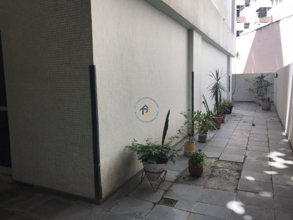 Imagem Apartamento com 2 Quartos à Venda, 72 m² em Ingá - Niterói