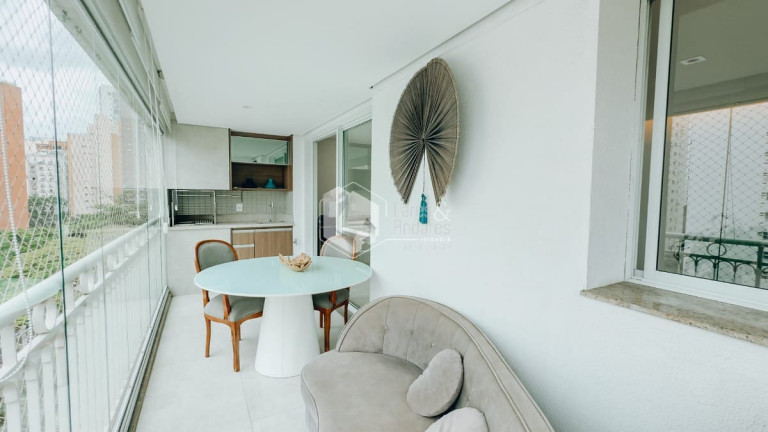 Imagem Apartamento com 3 Quartos à Venda, 143 m² em Moema - São Paulo Imagem Apartamento com 3 Quartos à Venda, 143 m² em Moema - São Paulo