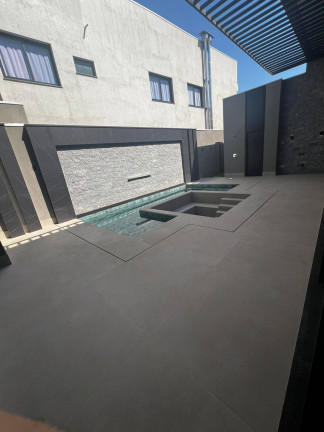 Imagem Casa com 3 Quartos à Venda, 466 m² em Ribeirão Do Lipa - Cuiabá Imagem Casa com 3 Quartos à Venda, 466 m² em Ribeirão Do Lipa - Cuiabá