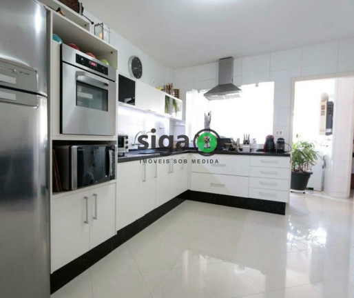 Imagem Apartamento com 3 Quartos à Venda, 220 m² em Real Parque - São Paulo Imagem Apartamento com 3 Quartos à Venda, 220 m² em Real Parque - São Paulo