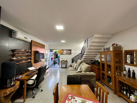Imagem Sobrado com 2 Quartos à Venda, 86 m² em Bombas - Bombinhas Imagem Sobrado com 2 Quartos à Venda, 86 m² em Bombas - Bombinhas