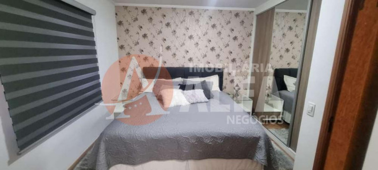 Imagem Casa com 3 Quartos à Venda, 453 m² em Jardim Ana Estela - Carapicuíba