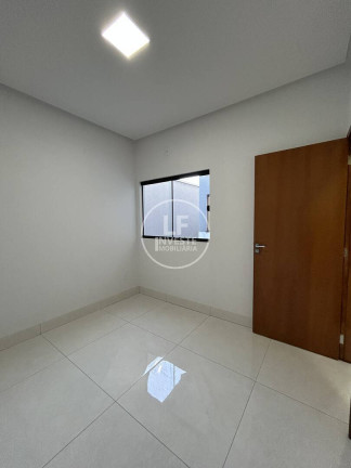 Imagem Casa com 3 Quartos à Venda, 150 m² em Setor Santos Dumont - Goiânia