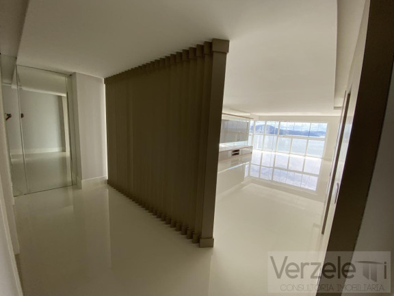 Imagem Apartamento com 4 Quartos à Venda, 237 m² em Barra Sul - Balneário Camboriú Imagem Apartamento com 4 Quartos à Venda, 237 m² em Barra Sul - Balneário Camboriú