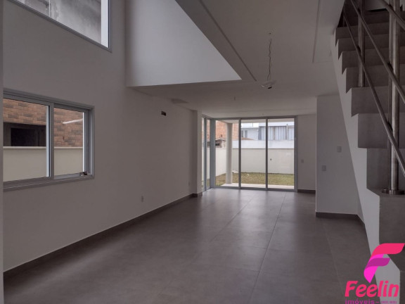 Imagem Casa com 3 Quartos à Venda, 150 m² em Campeche - Florianópolis
