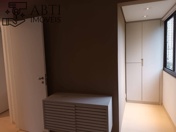 Imagem Apartamento com 4 Quartos para Alugar, 130 m² em Moema - São Paulo