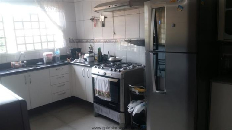 Imagem Casa com 4 Quartos à Venda, 320 m² em Vila Petrópolis - Atibaia Imagem Casa com 4 Quartos à Venda, 320 m² em Vila Petrópolis - Atibaia