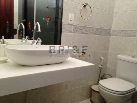 Imagem Sobrado com 3 Quartos à Venda, 256 m² em Moema - São Paulo
