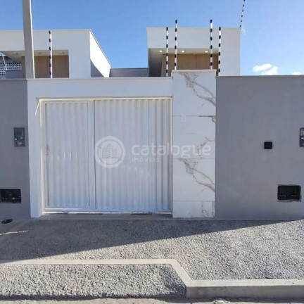 Casa com 2 Quartos à Venda, 100 m² em Nova Esperança - Parnamirim