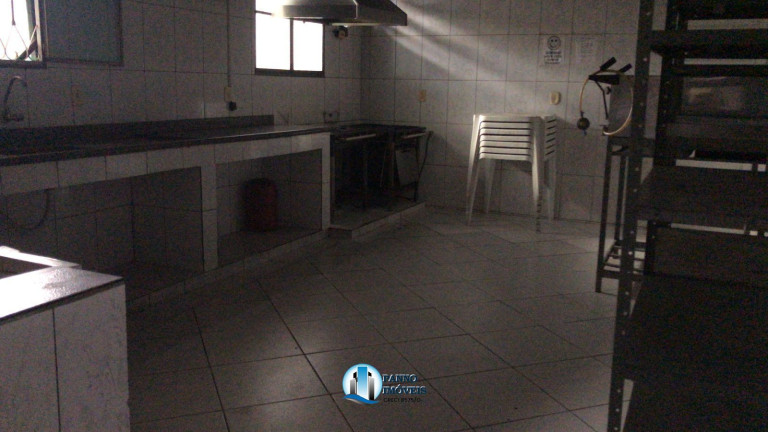 Imagem Imóvel Comercial à Venda, 1.300 m² em Parque Uruguaiana - Duque De Caxias Imagem Imóvel Comercial à Venda, 1.300 m² em Parque Uruguaiana - Duque De Caxias