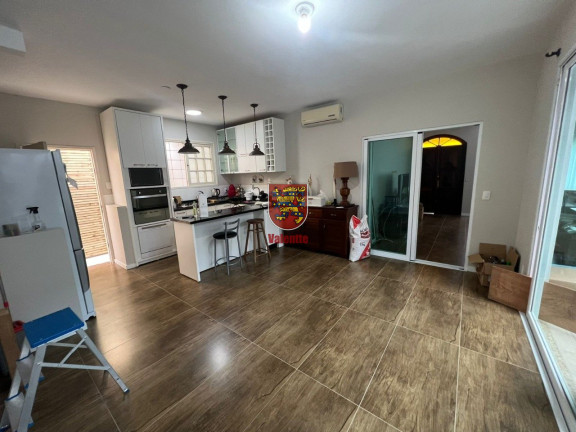 Imagem Casa com 3 Quartos à Venda, 395 m² em Estreito - Florianópolis