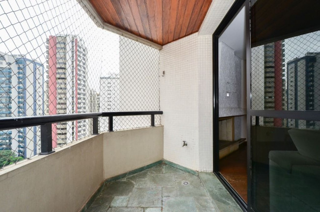 Imagem Apartamento com 3 Quartos à Venda, 130 m² em Moema - São Paulo