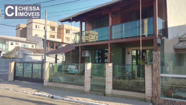 Imagem Casa de Condomínio com 3 Quartos à Venda, 155 m² em Cidade Nova - Itajaí