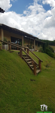 Imagem Imóvel com 3 Quartos à Venda, 612 m² em Pedra Bela - Pedra Bela
