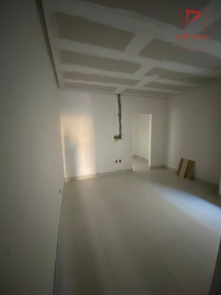 Imagem Casa com 3 Quartos à Venda, 92 m² em Mangabeira - Feira De Santana
