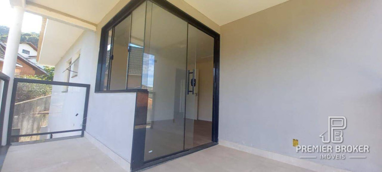 Imagem Casa com 5 Quartos à Venda, 410 m² em Golfe - Teresópolis
