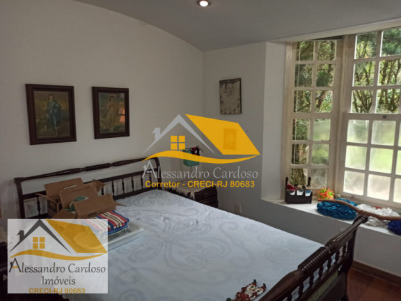 Imagem Casa com 6 Quartos à Venda, 290 m² Imagem Casa com 6 Quartos à Venda, 290 m²