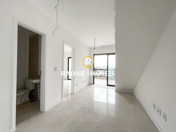 Imagem Cobertura com 2 Quartos à Venda, 95 m² em Centro - Cabo Frio