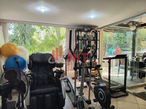 Imagem Casa de Condomínio com 3 Quartos à Venda, 700 m² em Badu - Niterói