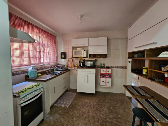 Imagem Casa com 2 Quartos à Venda, 110 m² em Albuquerque - Teresópolis