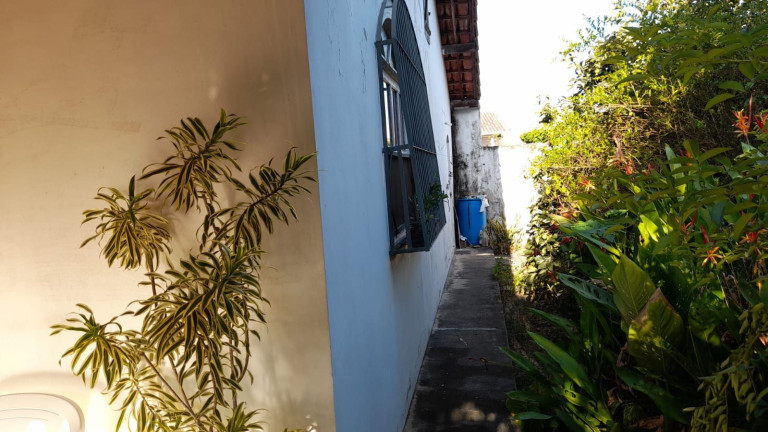 Imagem Casa com 2 Quartos à Venda, 600 m² em Centro - Maricá Imagem Casa com 2 Quartos à Venda, 600 m² em Centro - Maricá