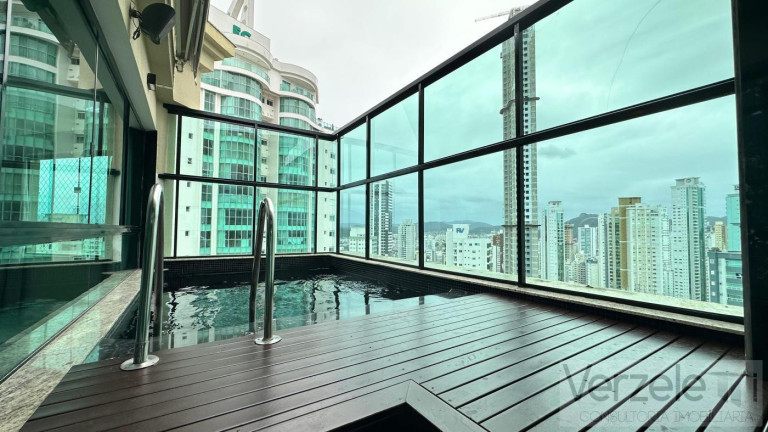 Imagem Apartamento com 4 Quartos à Venda, 280 m² em Centro - Balneário Camboriú Imagem Apartamento com 4 Quartos à Venda, 280 m² em Centro - Balneário Camboriú