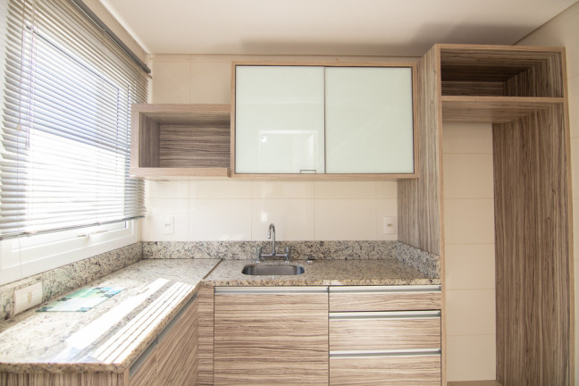 Imagem Apartamento com 3 Quartos à Venda, 123 m² em Petrópolis - Porto Alegre
