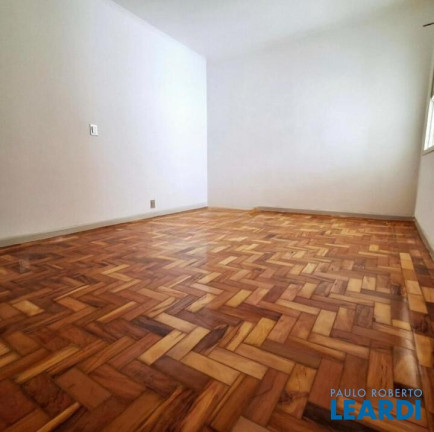 Imagem Sobrado com 3 Quartos para Alugar, 163 m² em Vila Floresta - Santo André Imagem Sobrado com 3 Quartos para Alugar, 163 m² em Vila Floresta - Santo André