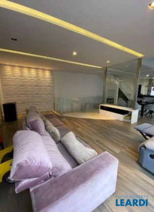 Imagem Sobrado com 4 Quartos à Venda, 357 m² em Vila Vitória - Santo André Imagem Sobrado com 4 Quartos à Venda, 357 m² em Vila Vitória - Santo André