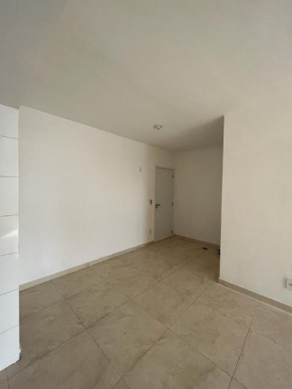 Imagem Apartamento com 2 Quartos à Venda, 82 m² em Vila Guilhermina - Praia Grande