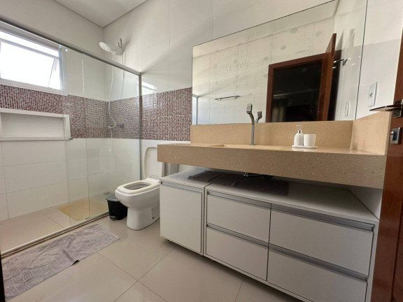 Imagem Casa com 5 Quartos para Alugar,  em Outeiro Da Glória - Porto Seguro