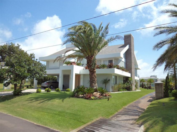 Imagem Casa com 5 Quartos à Venda, 569 m² em Centro - Xangri-lá