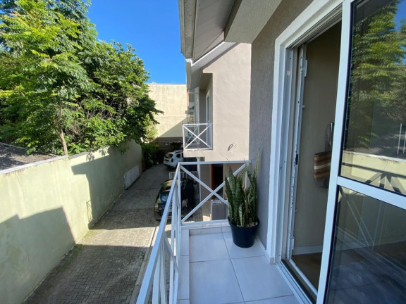 Imagem Sobrado com 3 Quartos à Venda, 108 m² em Xaxim - Curitiba