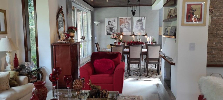 Imagem Casa com 5 Quartos à Venda, 1.400 m² em Golfe - Teresópolis Imagem Casa com 5 Quartos à Venda, 1.400 m² em Golfe - Teresópolis